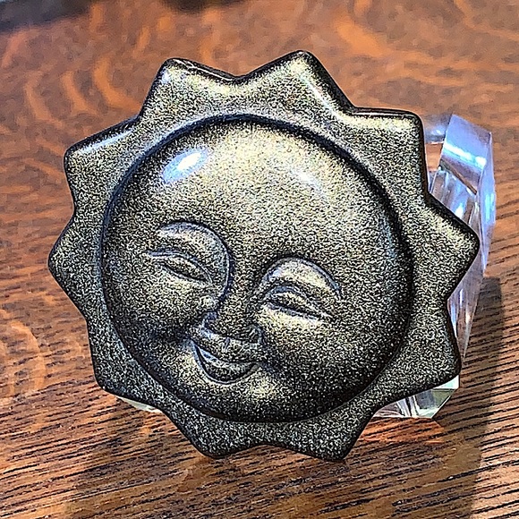 SUN 🌞 GOLDEN OBSIDIAN CARVED CRYSTAL - Picture 2 of 6